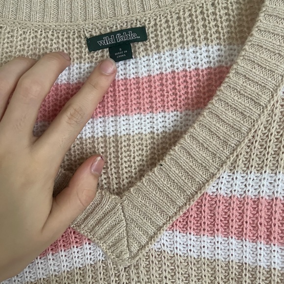 Wild & Fable Sweater - Picture 2 of 4